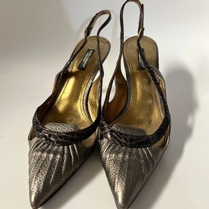 Dolce & Gabbana gold kitten heels